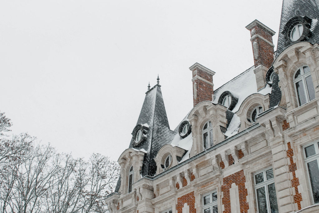 photographie_illustration_de_patrimoine_anne_létondot_valdoise_tourisme_monuments_historique_lisleadam_95-_sous_la_neige_hiver_chateau_conti