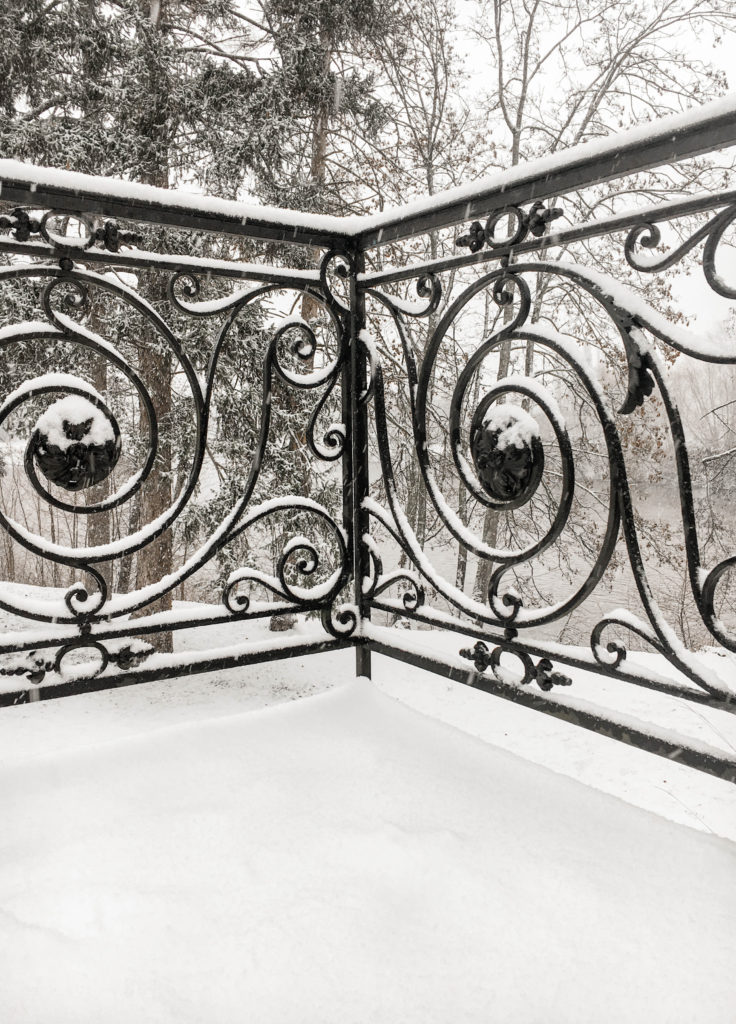 photographie_illustration_de_patrimoine_anne_létondot_valdoise_tourisme_monuments_historique_lisleadam_95-_sous_la_neige_hiver_chateau_conti