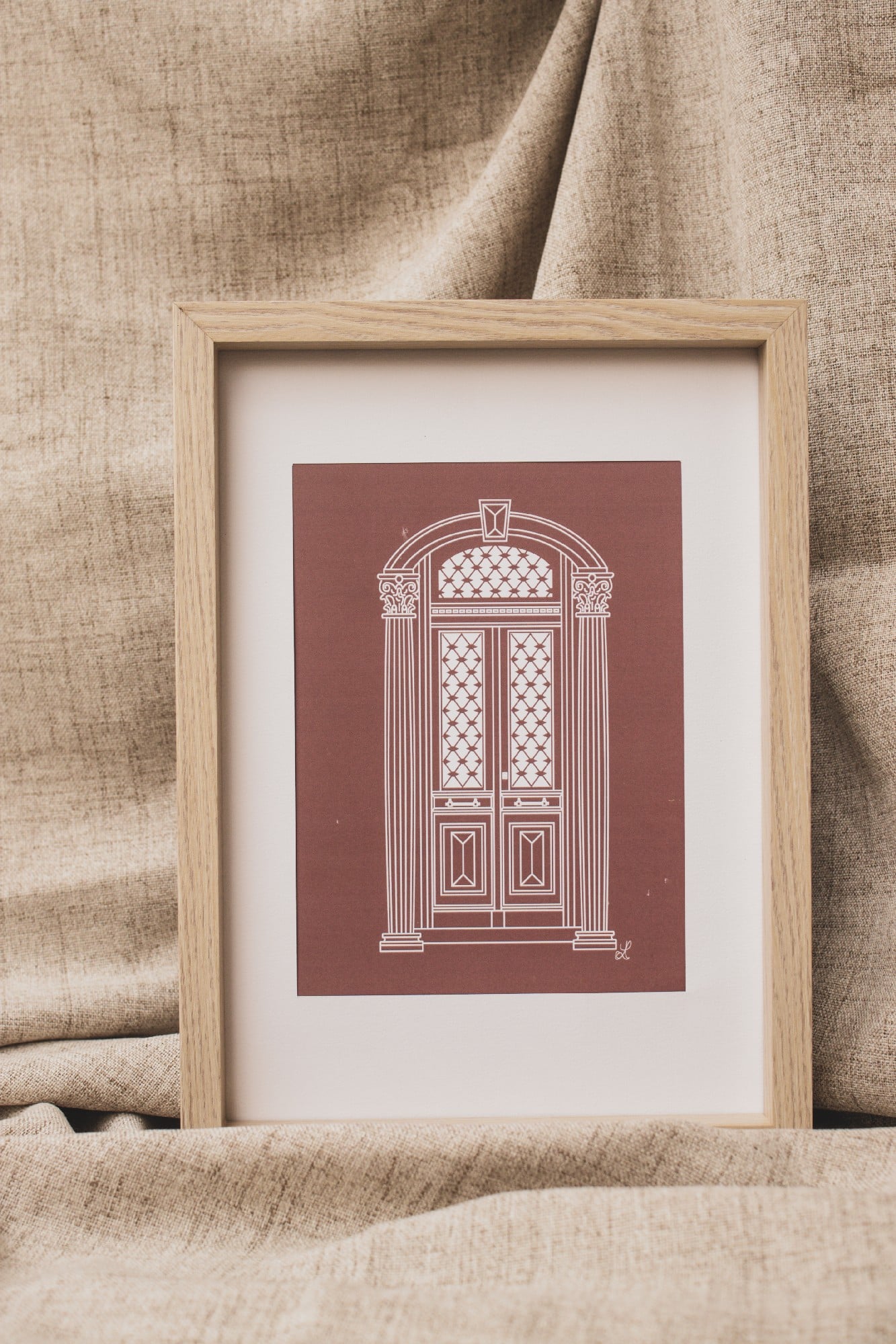 Illustration_de_patrimoine_collection_portes_coloris_framboise_jolies_portes