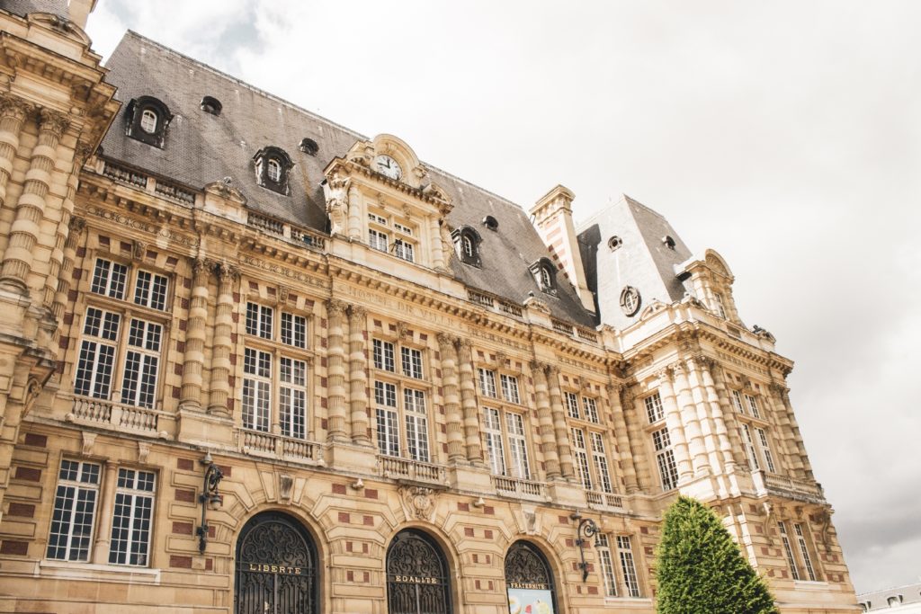 illustration-de-patrimoine-versailles-anne-letondot-nouvelle-collection-hotel-de-ville-mairie